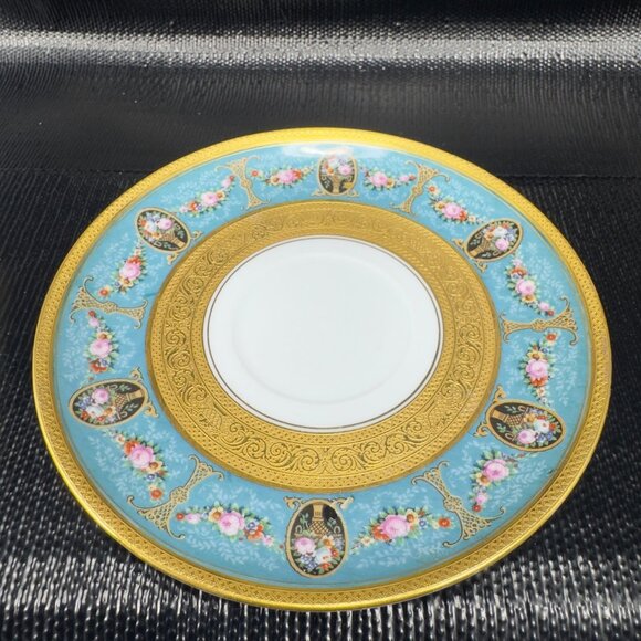 Black Knight Porcelain Fine Bone China Teacup Saucer Set Heavy Gold Pattern READ - Picture 2 of 11